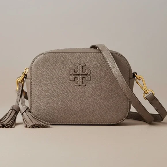 TORY BURCH Pebbled Leather Camera Bag in Silver Maple - Picture 1 of 11